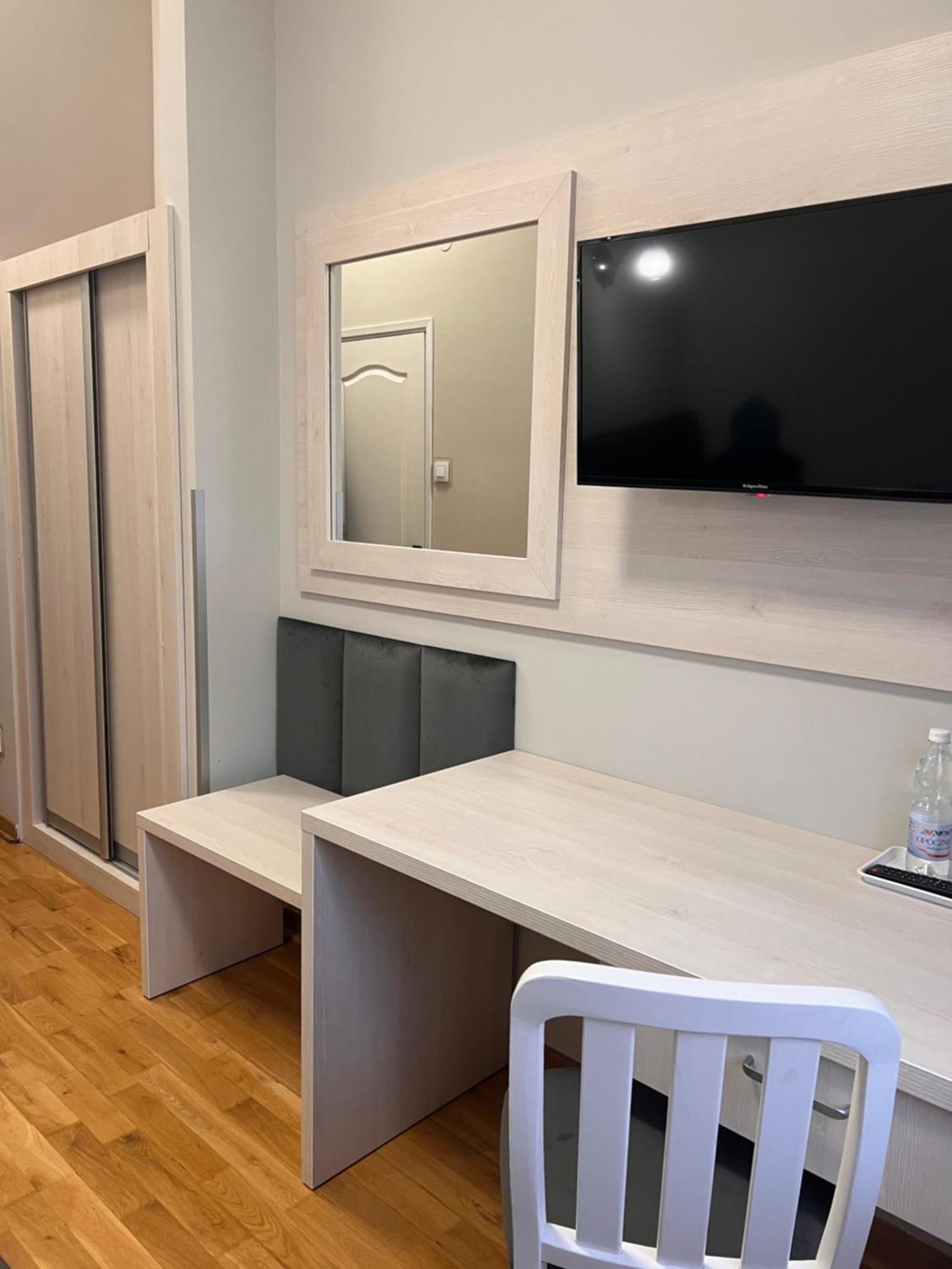 Hotel Park Opoczno Eksteriør billede